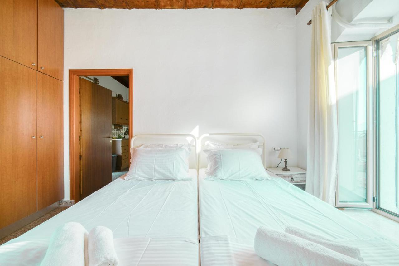 Serenity View - Traditional Village Apartment Kouses Exterior photo