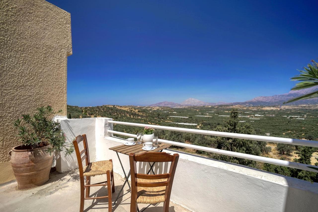 Serenity View - Traditional Village Apartment Kouses Exterior photo