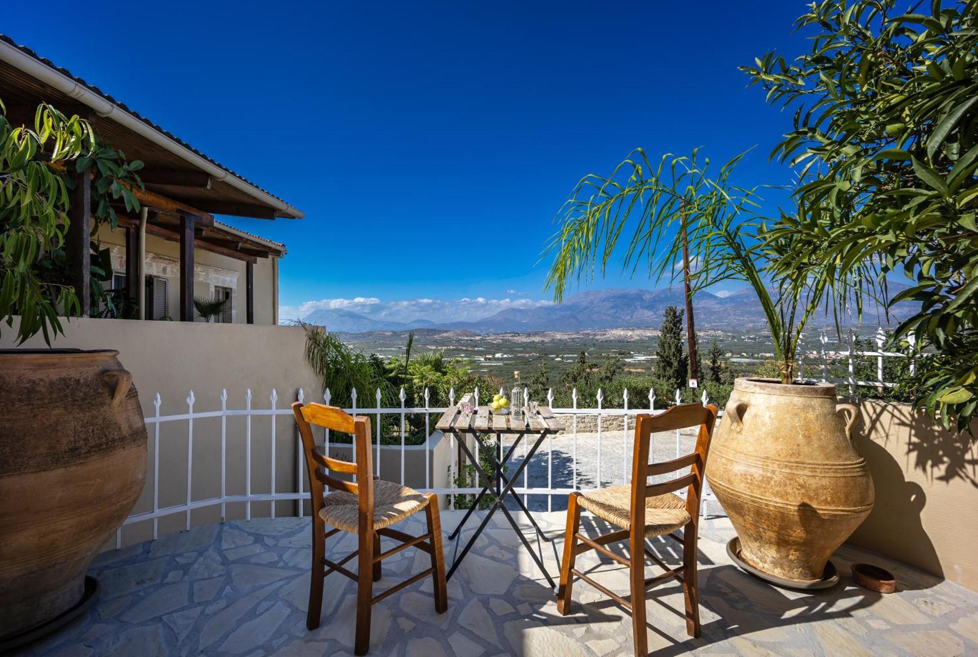 Serenity View - Traditional Village Apartment Kouses Exterior photo